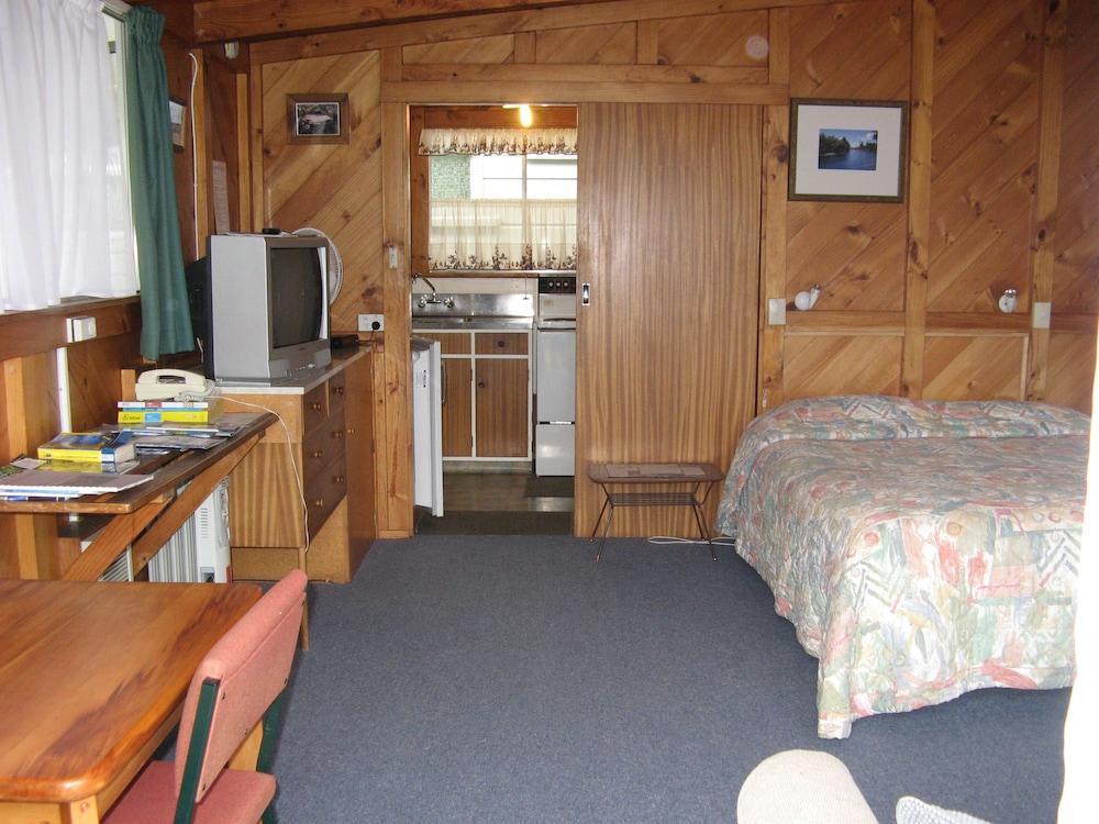Tongariro River Motel Туранги Екстериор снимка