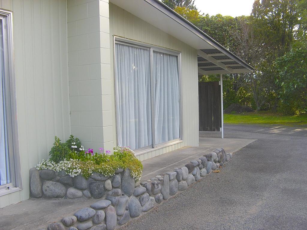 Tongariro River Motel Туранги Стая снимка
