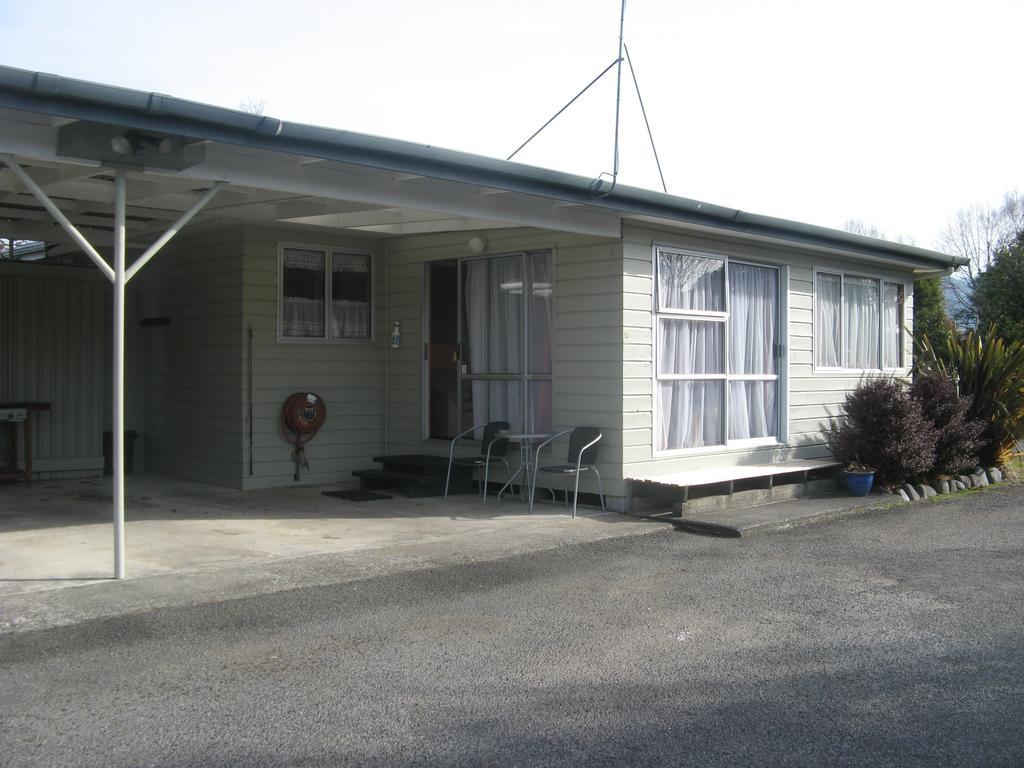 Tongariro River Motel Туранги Стая снимка