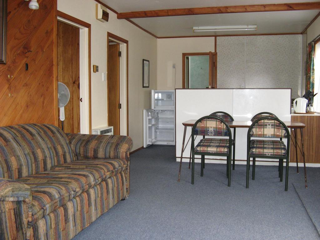 Tongariro River Motel Туранги Стая снимка