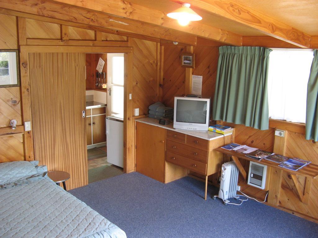 Tongariro River Motel Туранги Стая снимка
