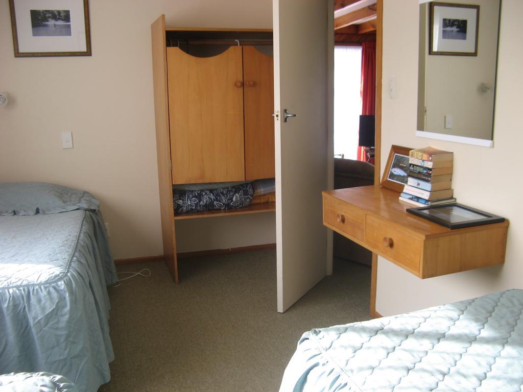 Tongariro River Motel Туранги Стая снимка