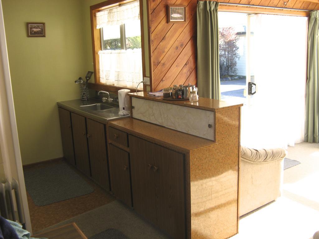 Tongariro River Motel Туранги Стая снимка