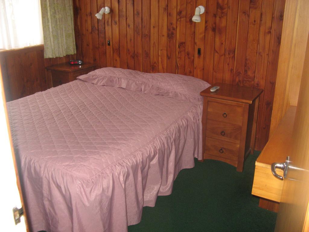 Tongariro River Motel Туранги Стая снимка