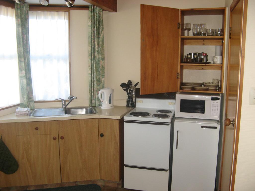 Tongariro River Motel Туранги Стая снимка