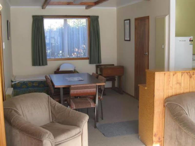 Tongariro River Motel Туранги Екстериор снимка